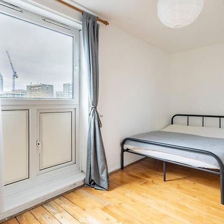 Spacious Room With City Skyline Views Close To London Eye Екстериор снимка