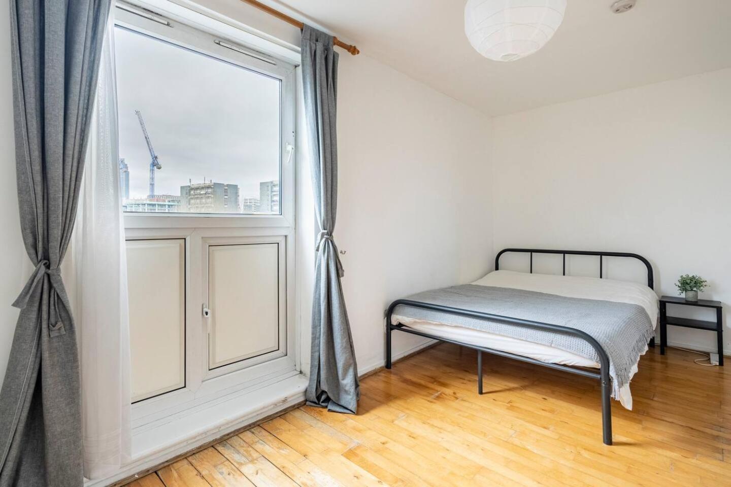 Spacious Room With City Skyline Views Close To London Eye Екстериор снимка