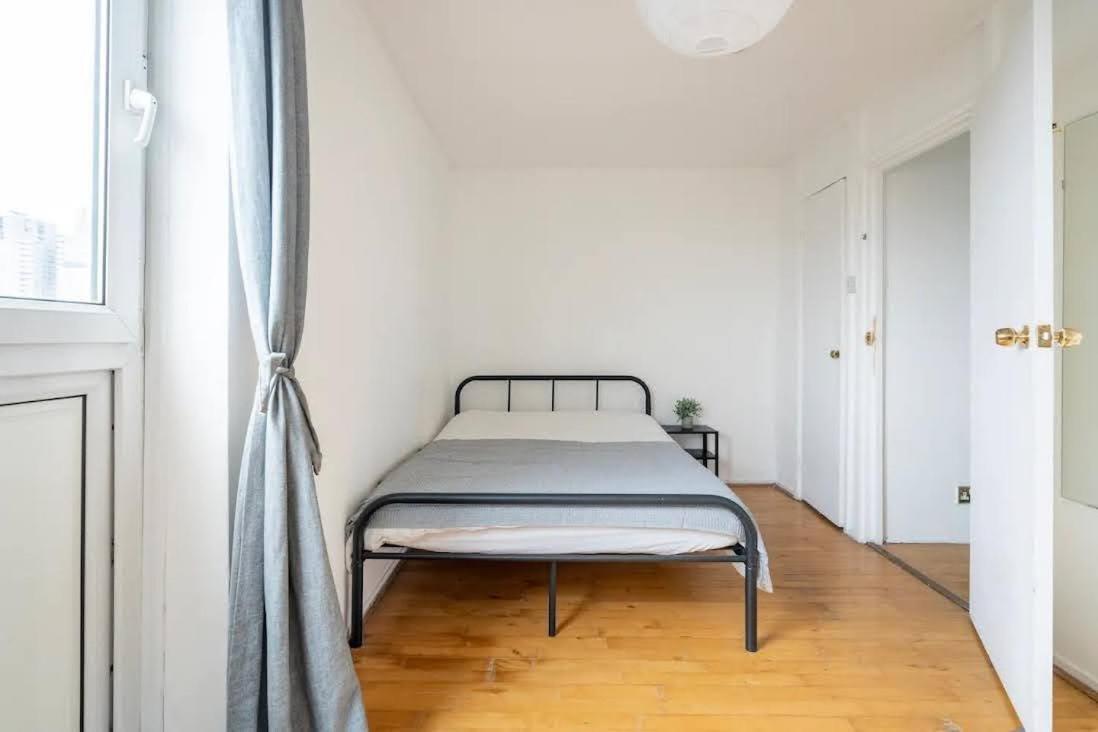 Spacious Room With City Skyline Views Close To London Eye Екстериор снимка